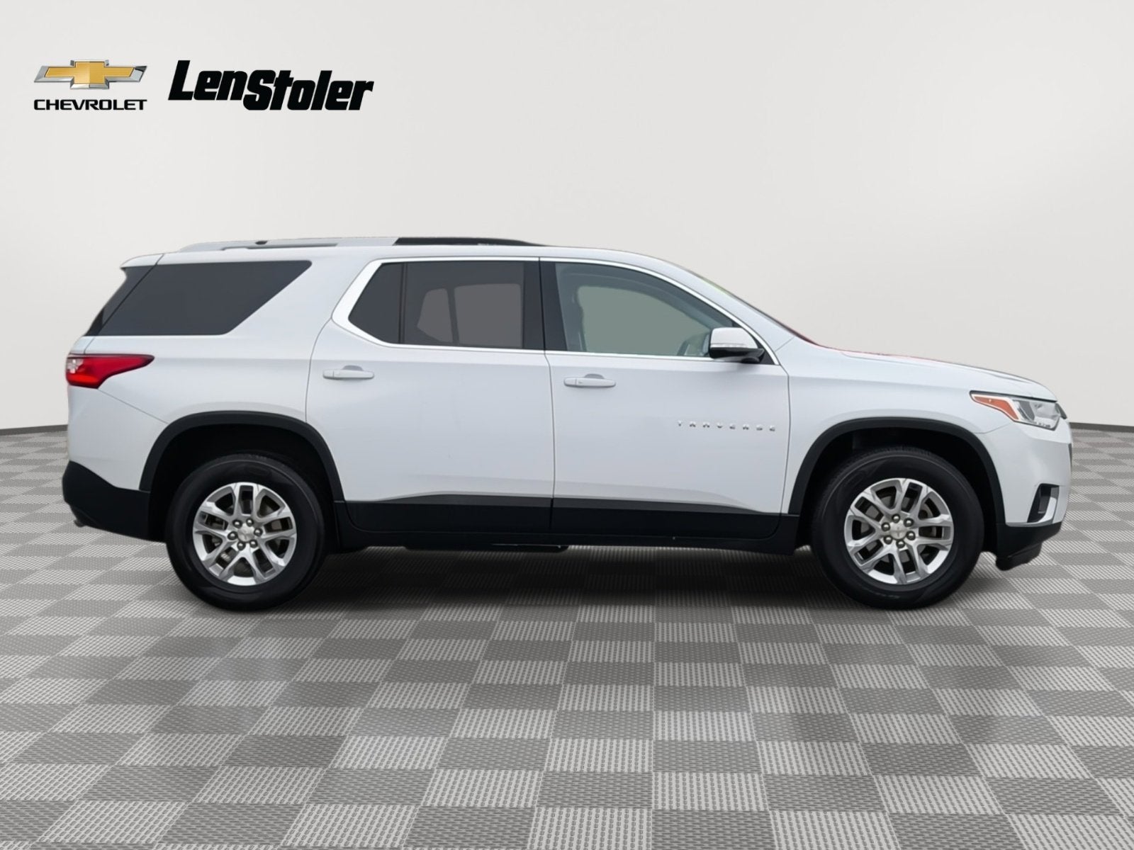 2018 Chevrolet Traverse LT Cloth