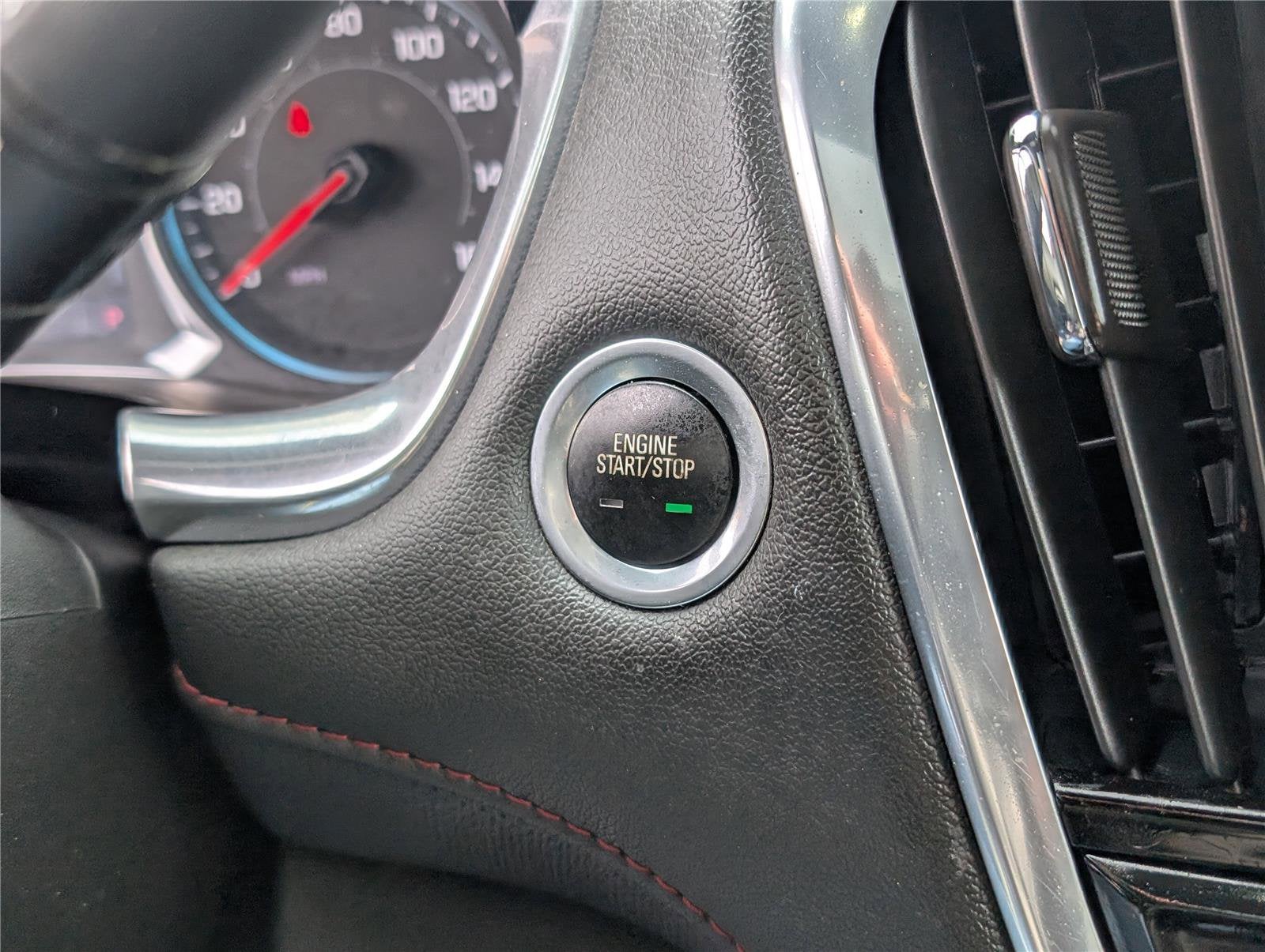 2022 Chevrolet Traverse RS