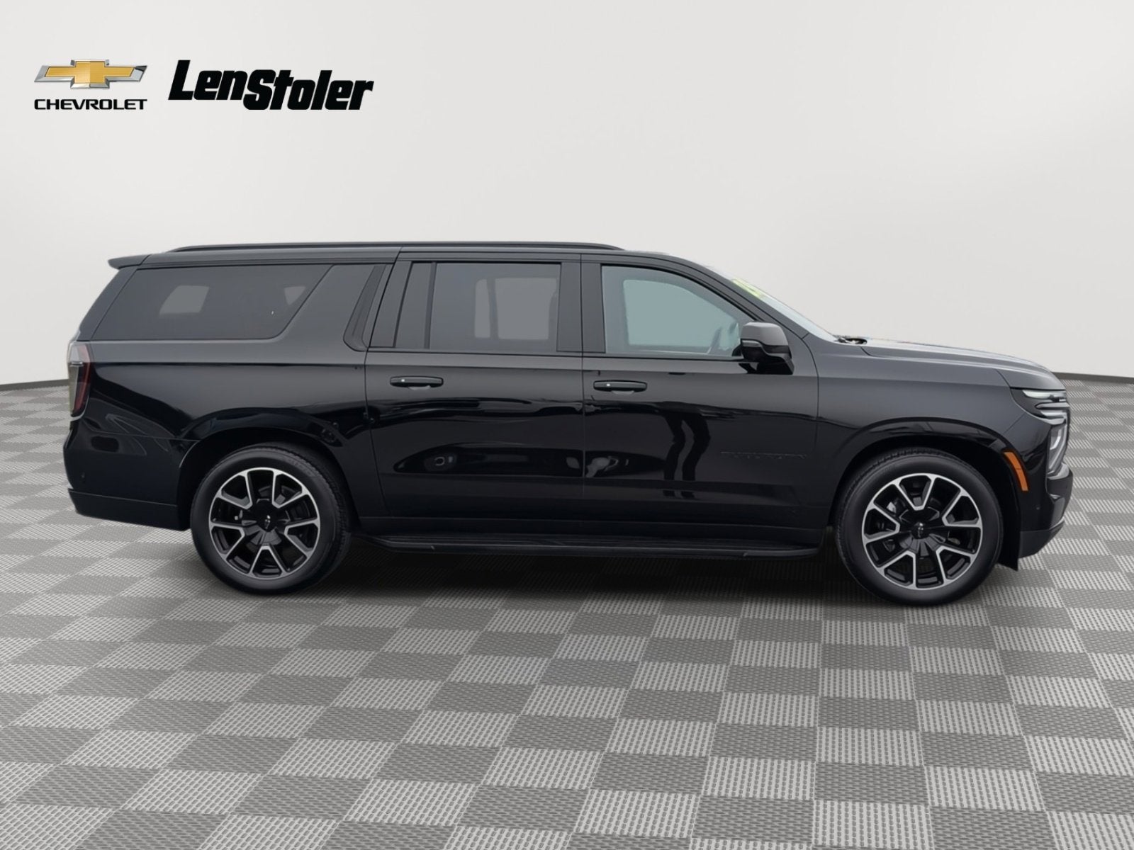 2025 Chevrolet Suburban RST