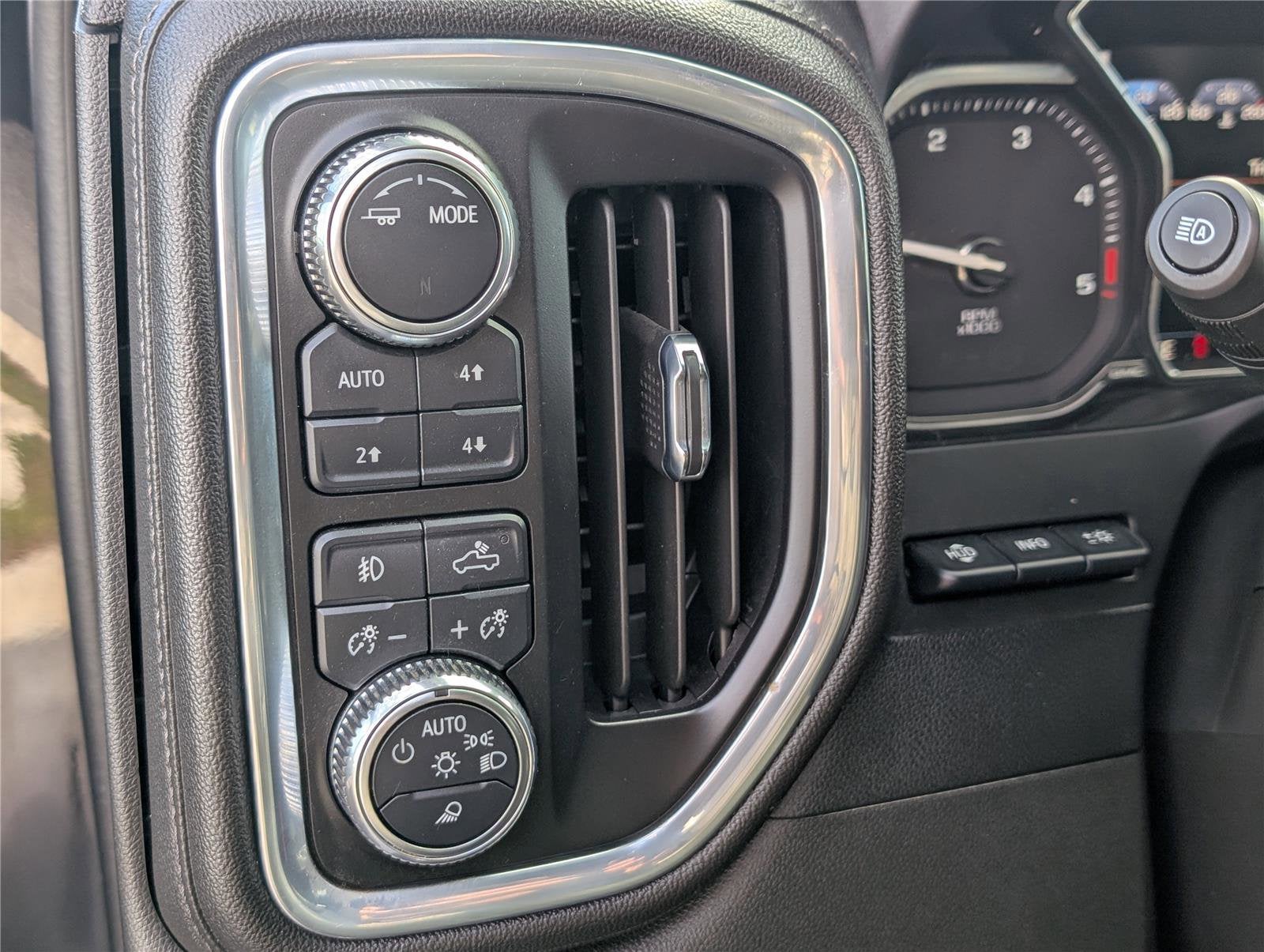 2023 GMC Sierra 3500 HD Denali