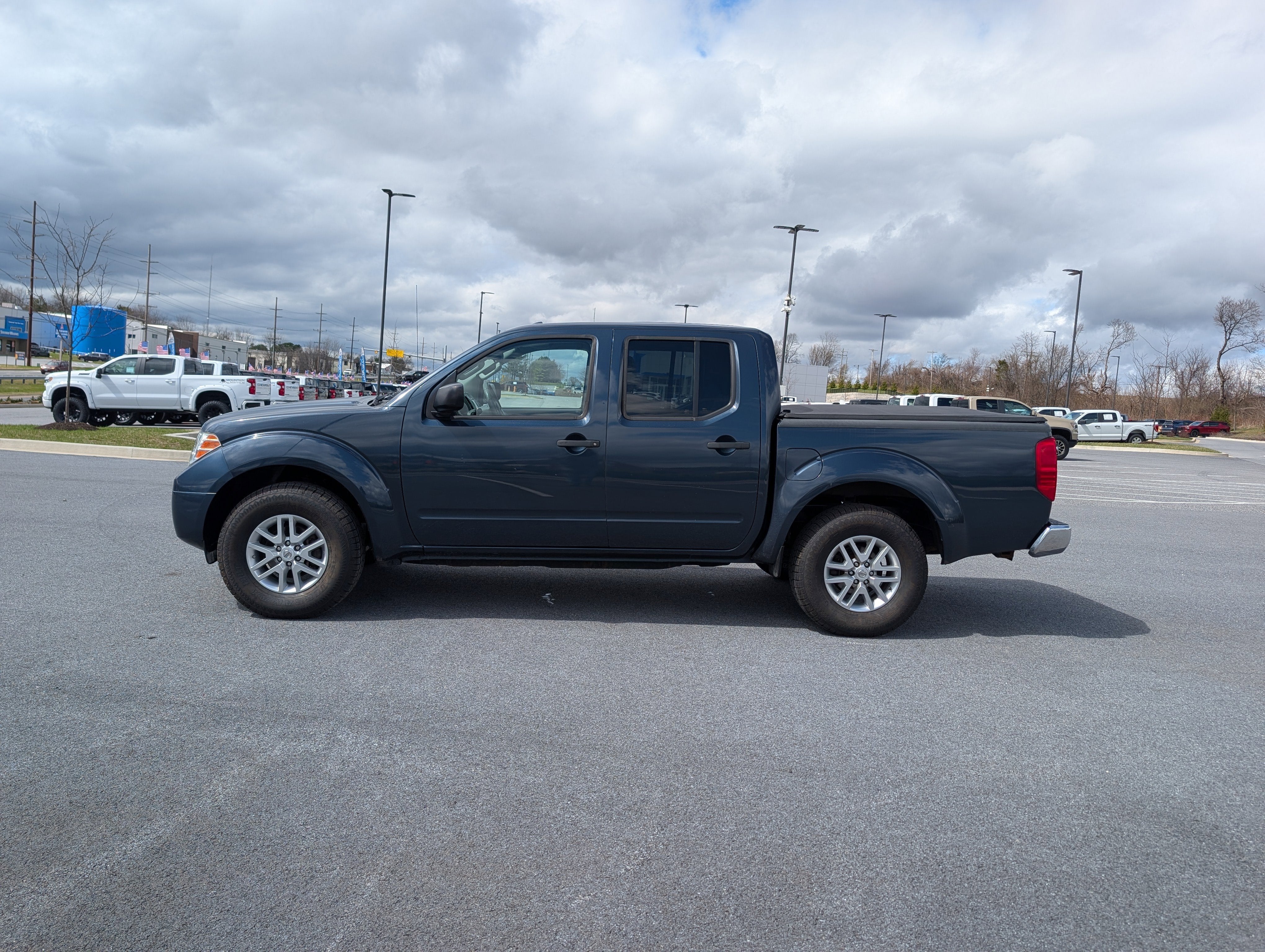 2016 Nissan Frontier SV
