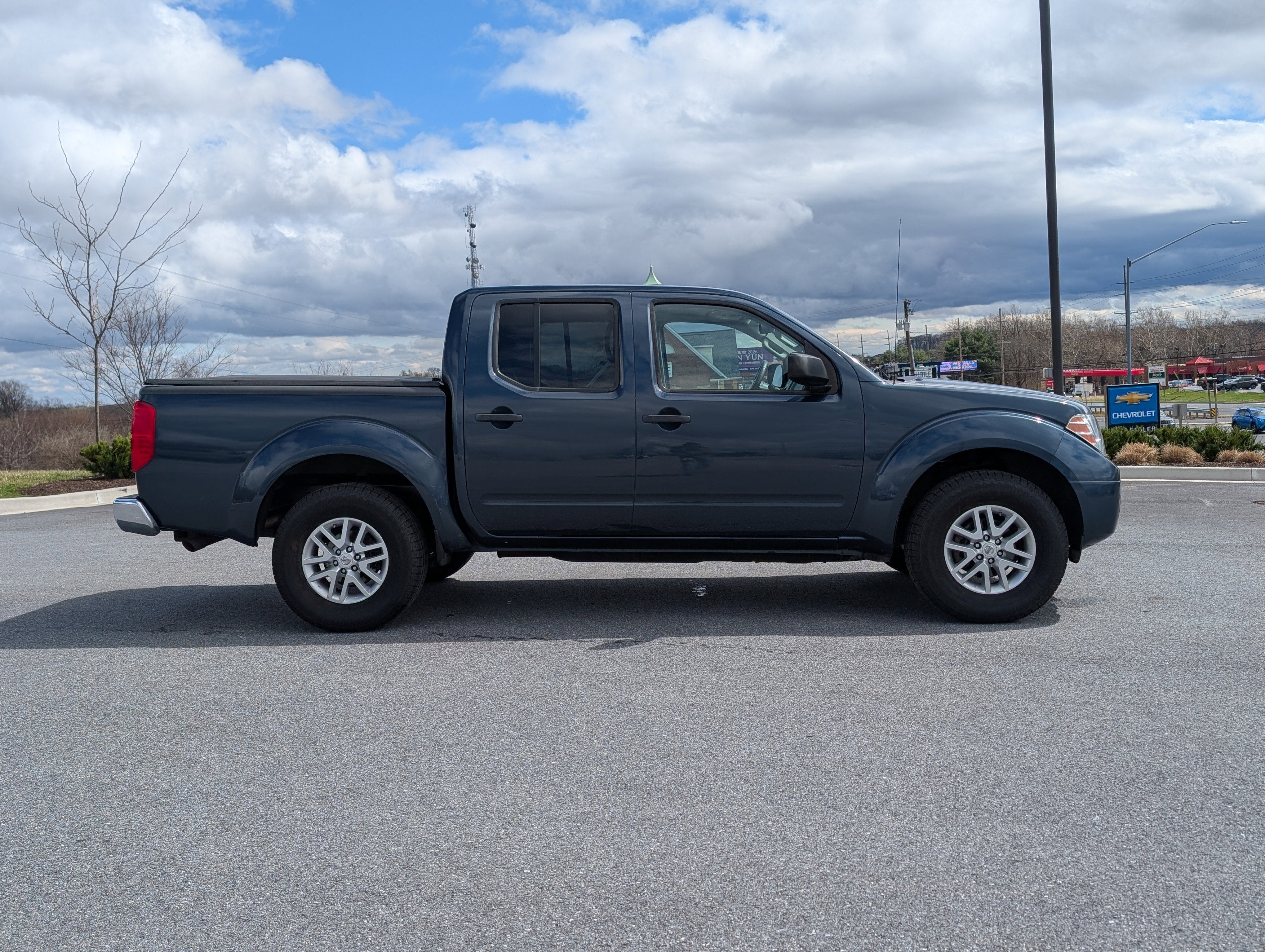 2016 Nissan Frontier SV