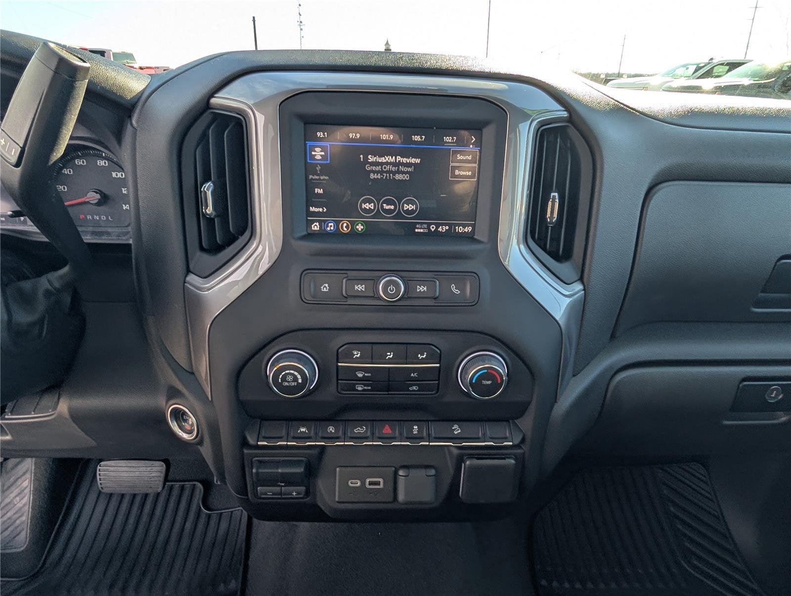 2023 Chevrolet Silverado 1500 Custom Trail Boss