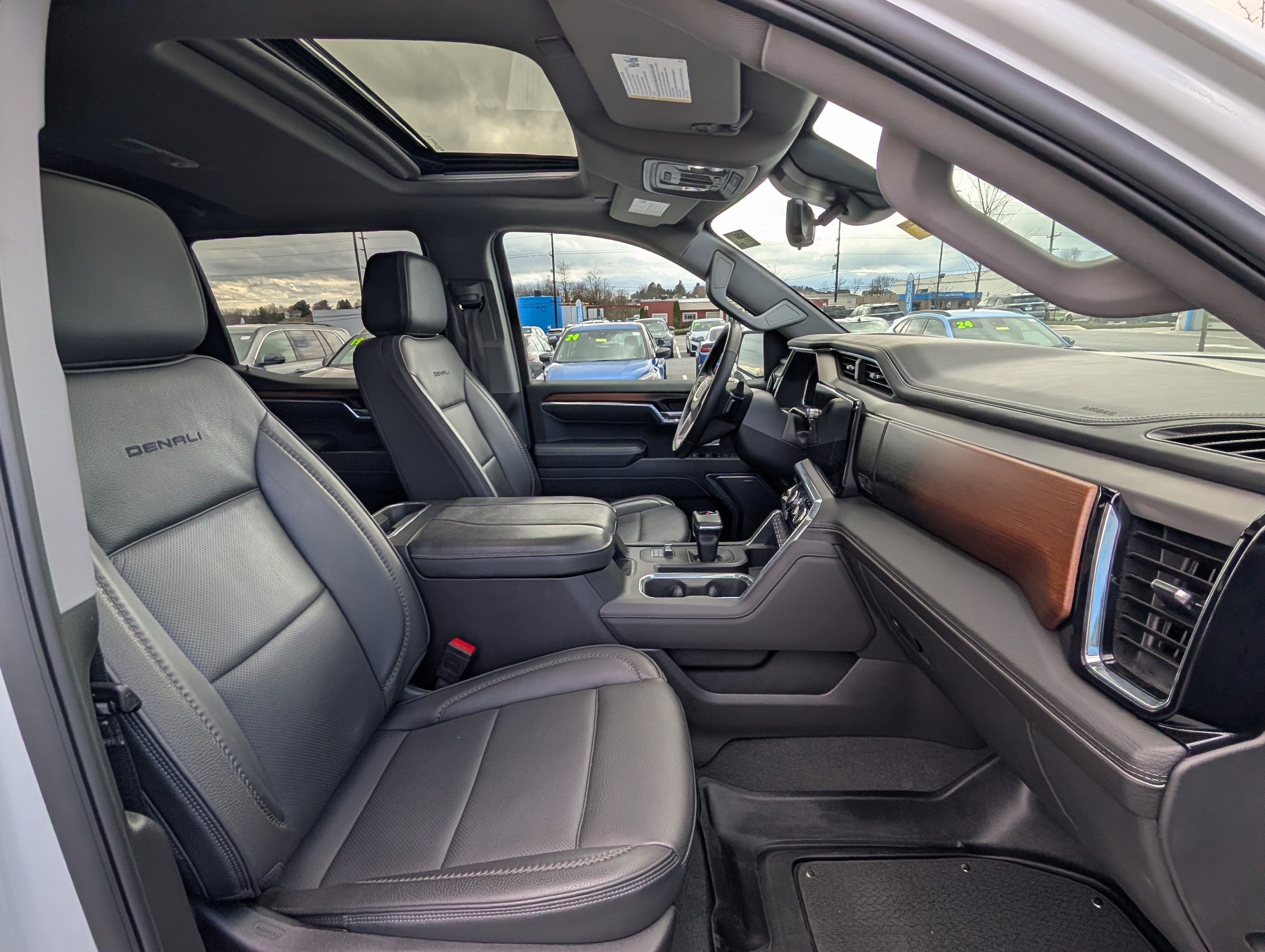 2025 GMC Sierra 1500 Denali