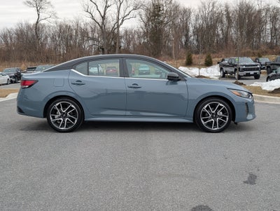 2025 Nissan Sentra SR