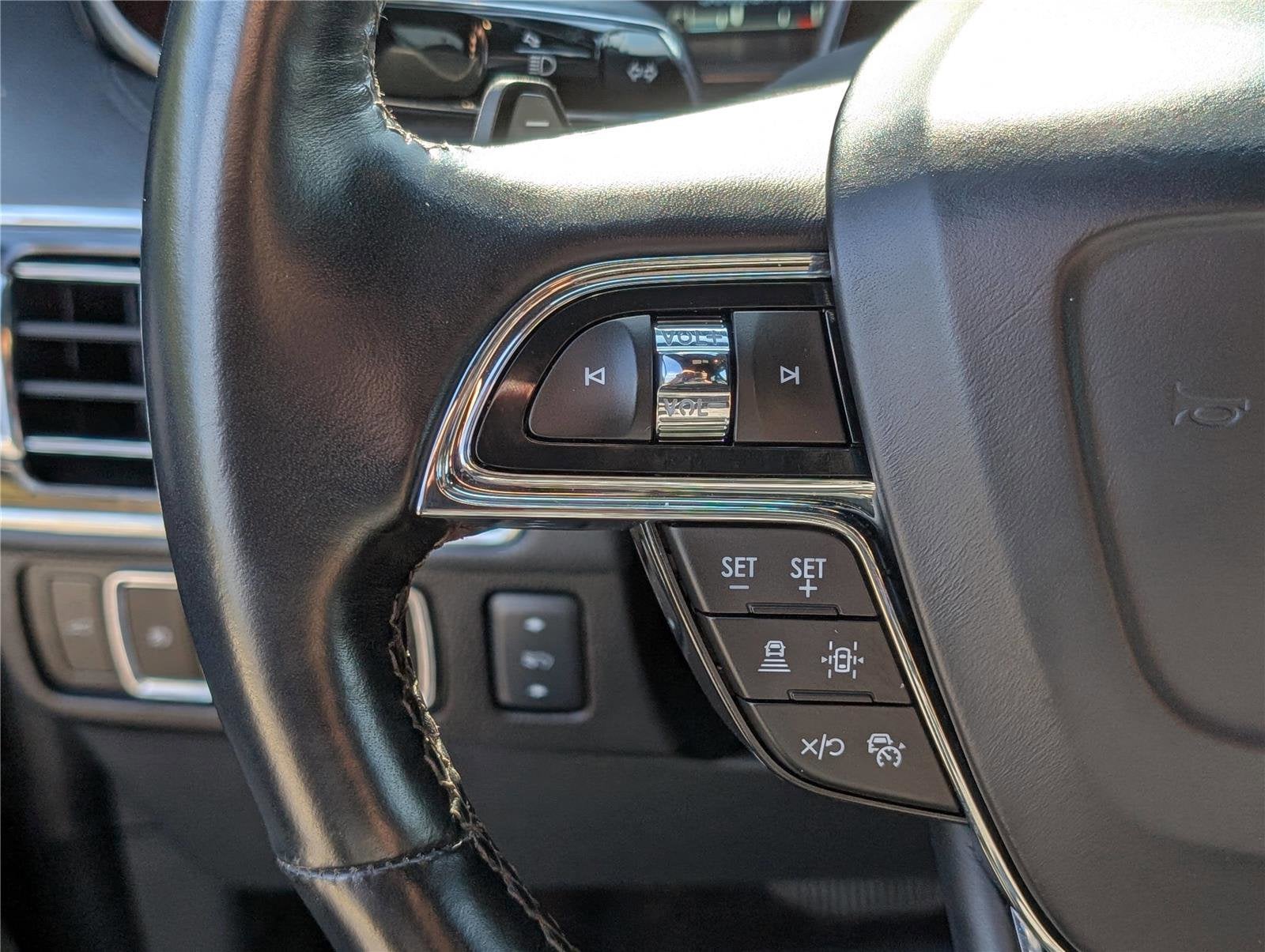 2023 Lincoln Navigator L Reserve