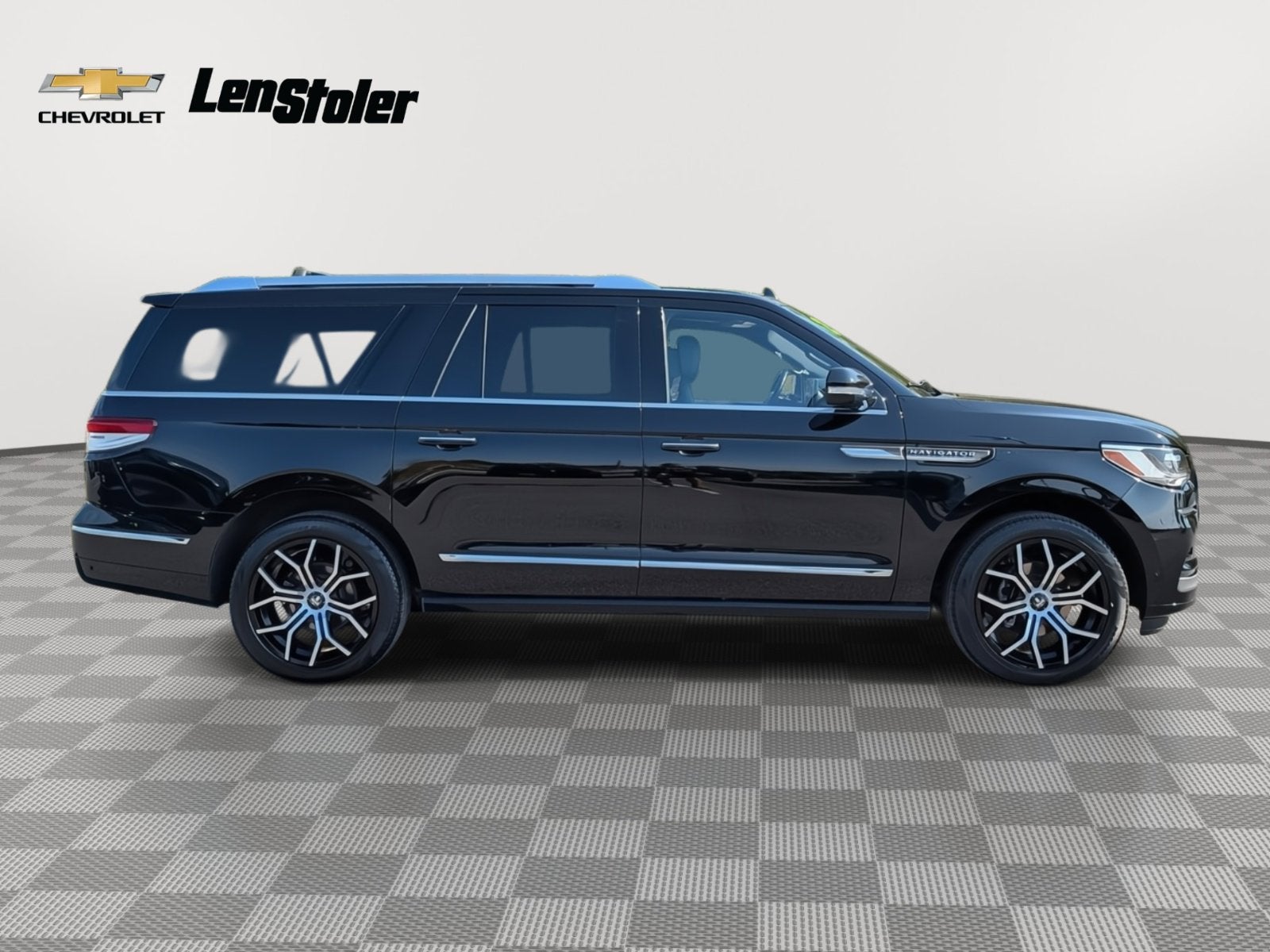 2023 Lincoln Navigator L Reserve