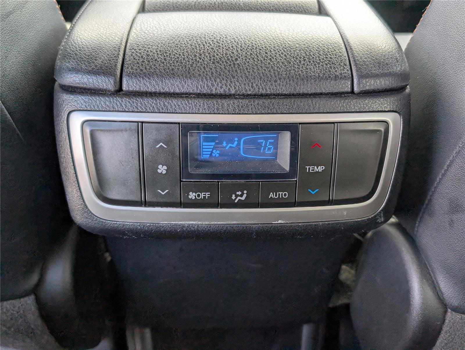 2017 Toyota Highlander LE