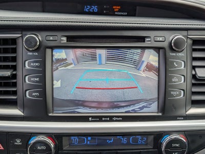 2017 Toyota Highlander LE