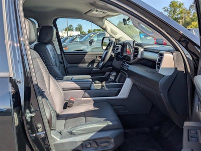 2022 Toyota Tundra 4WD SR5