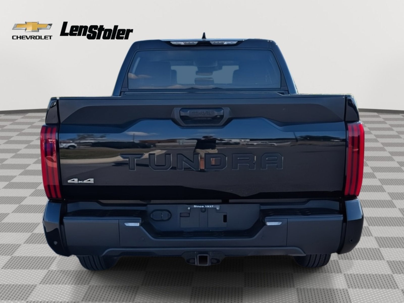 2022 Toyota Tundra 4WD SR5