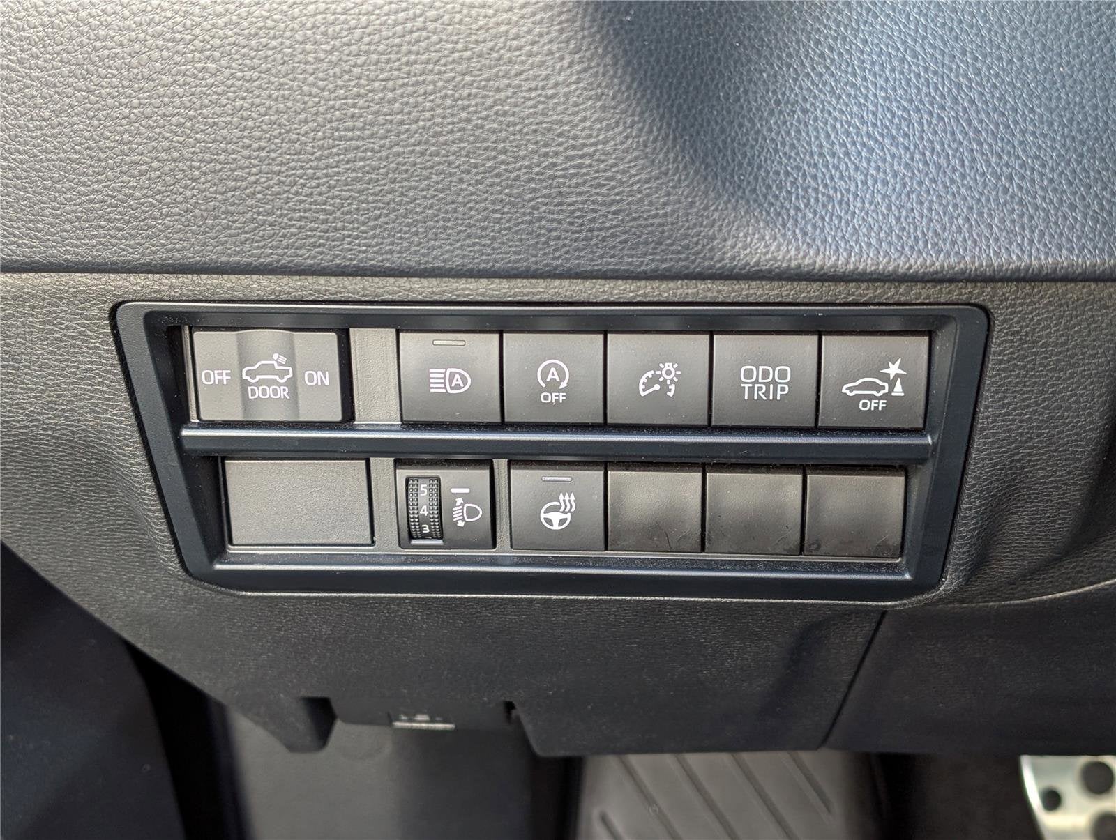 2023 Toyota Tundra 4WD SR5