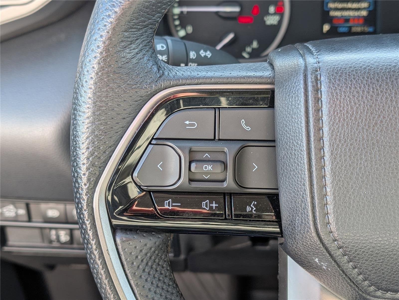 2023 Toyota Tundra 4WD SR5