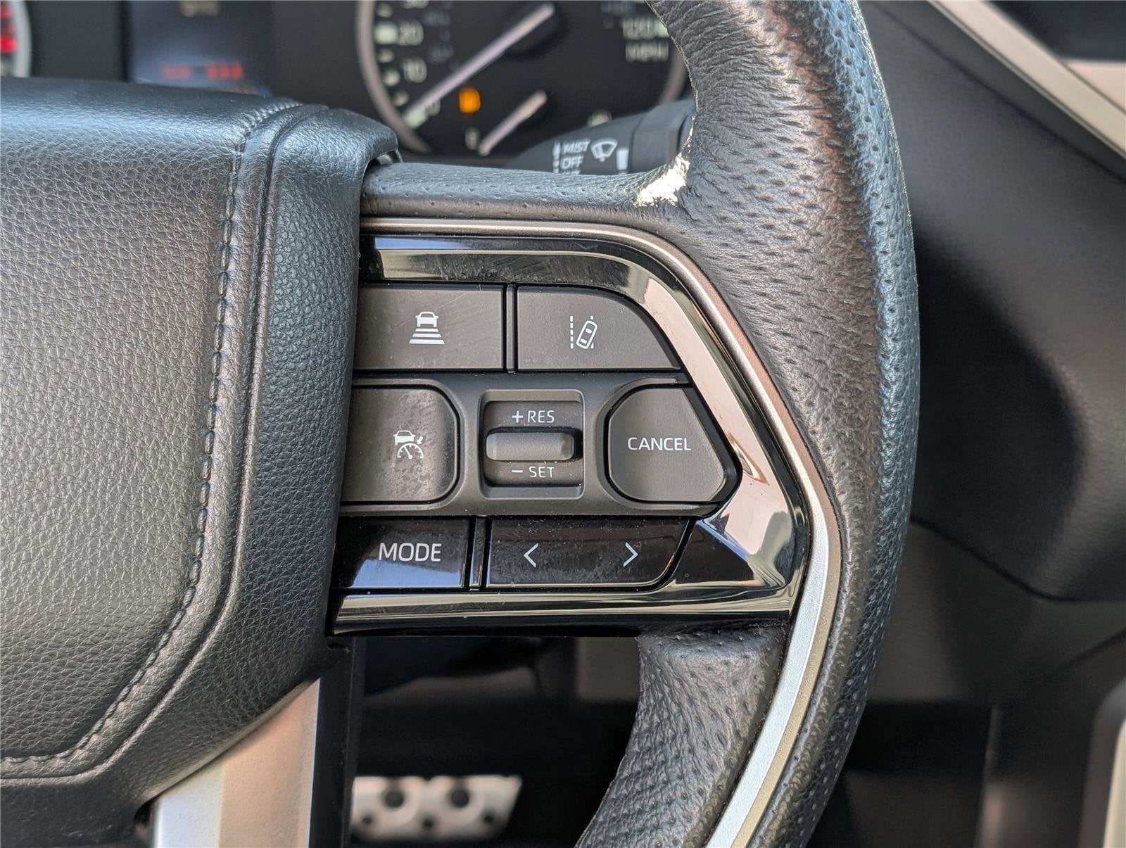 2023 Toyota Tundra 4WD SR5