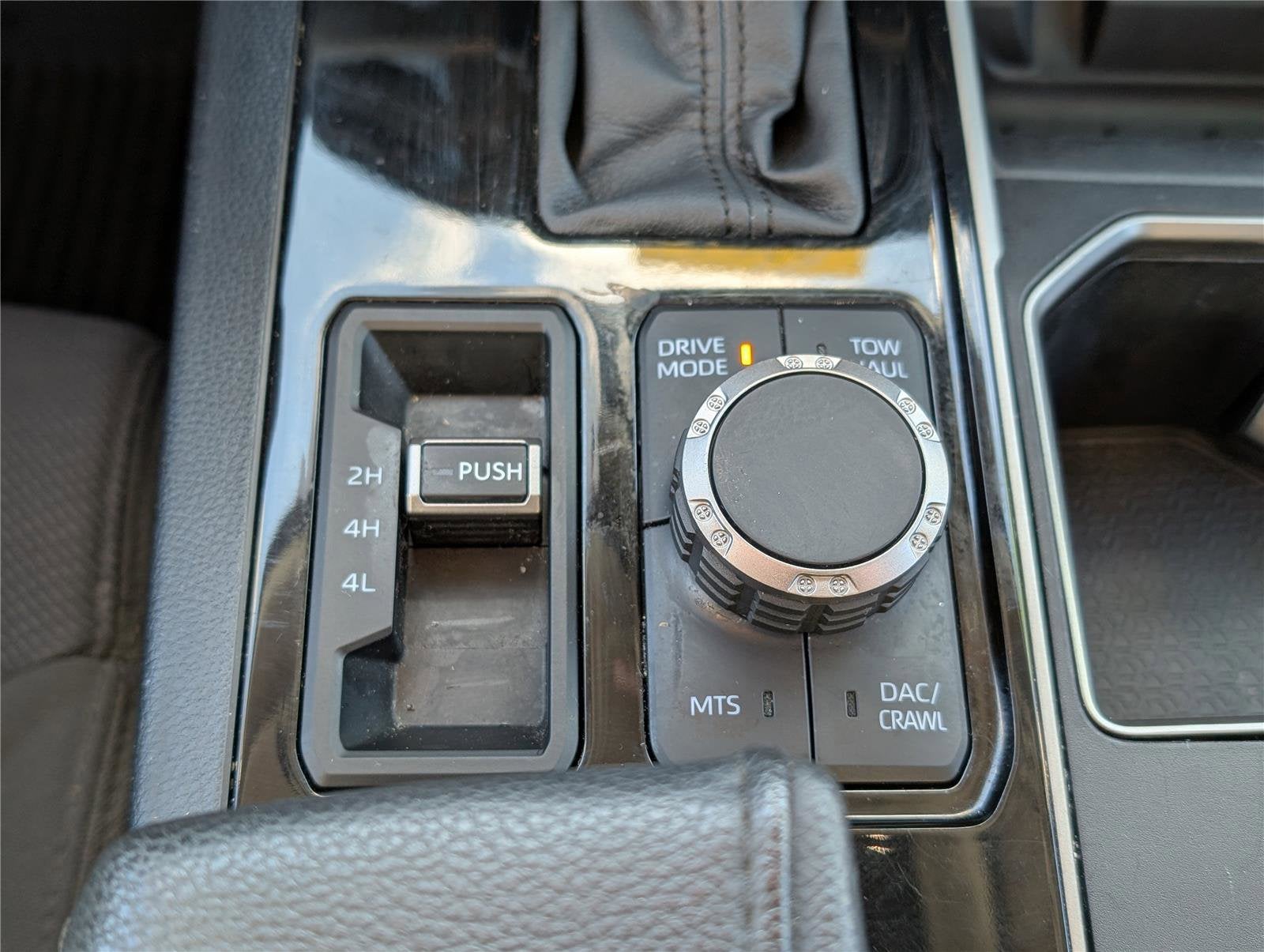 2023 Toyota Tundra 4WD SR5