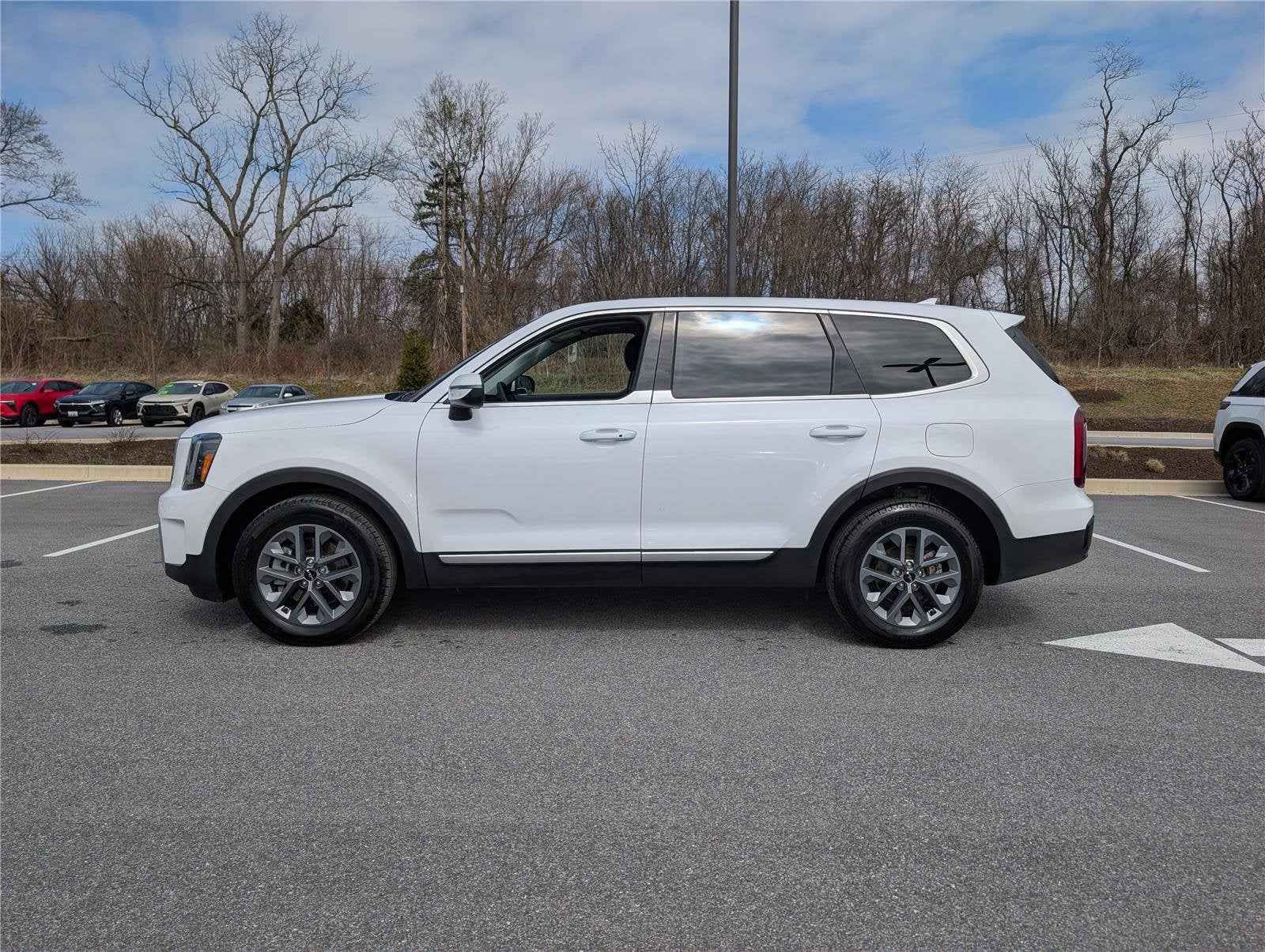 2024 Kia Telluride LX