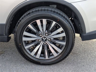 2020 Mitsubishi Outlander ES