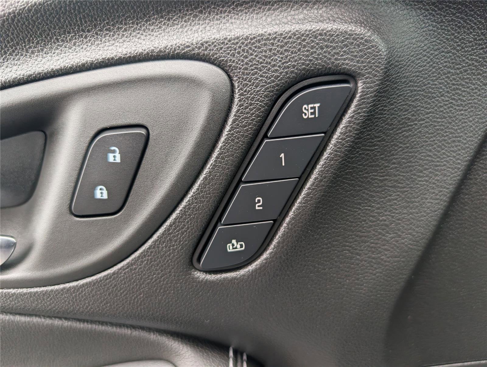 2025 Buick Encore GX Avenir