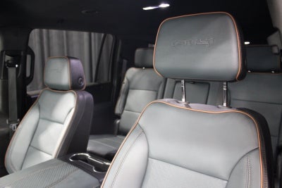 2025 GMC Yukon XL AT4