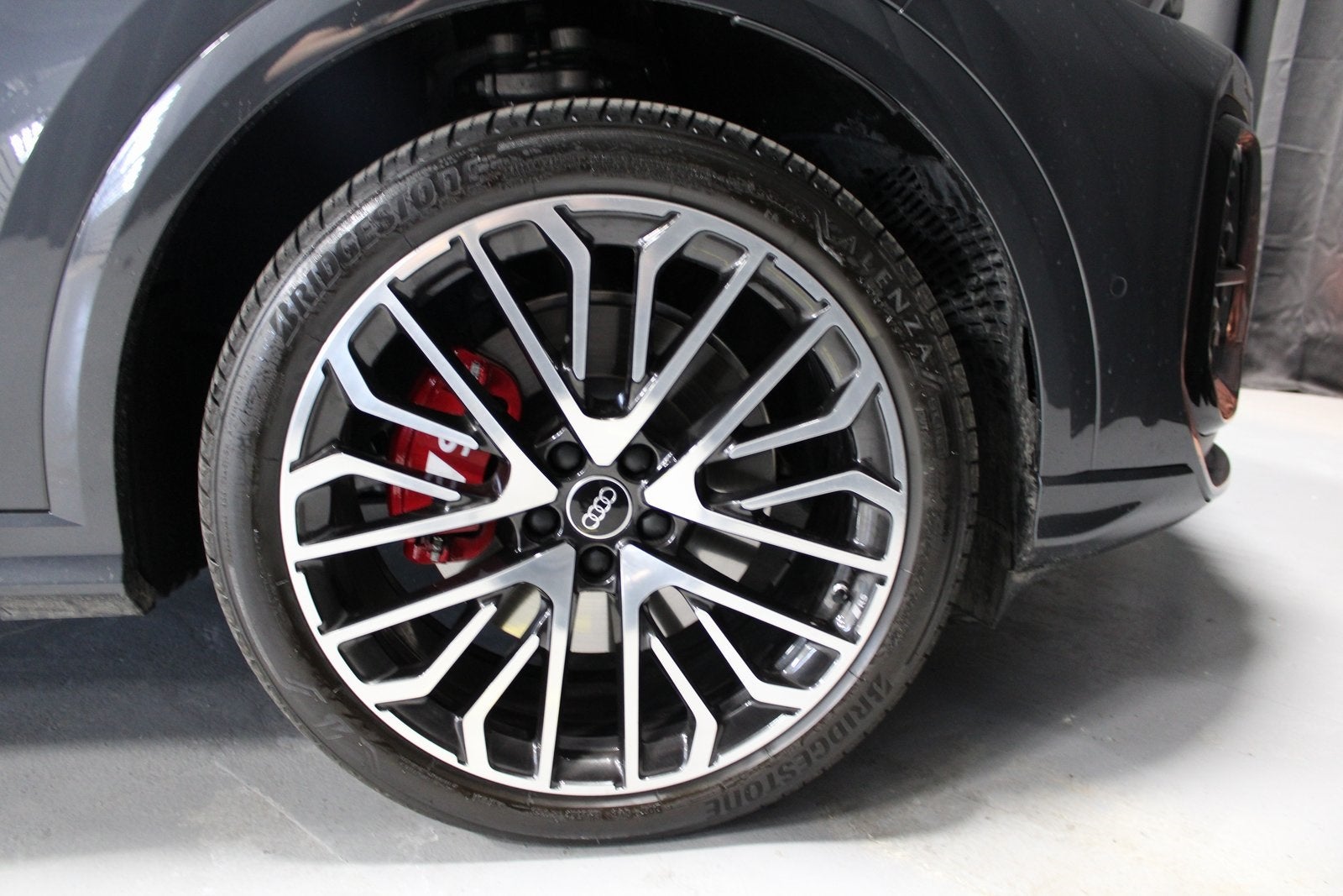 2025 Audi SQ5 3.0T Prestige quattro