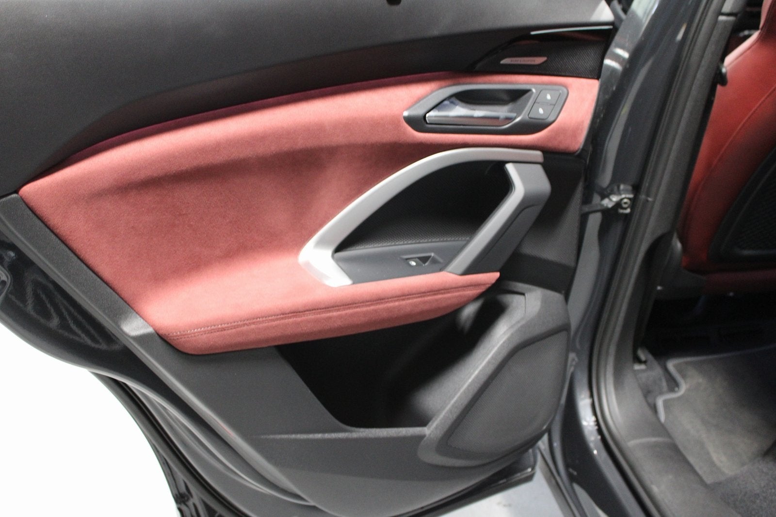 2025 Audi SQ5 3.0T Prestige quattro