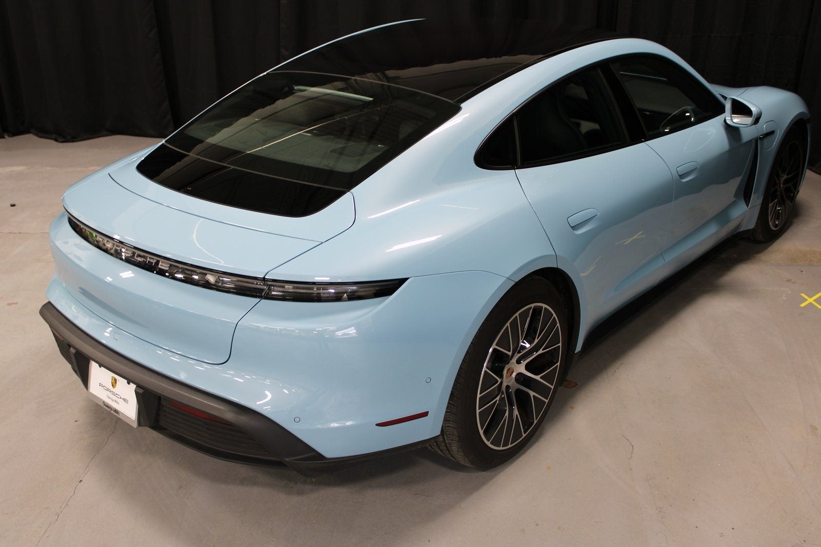 2025 Porsche Taycan Base