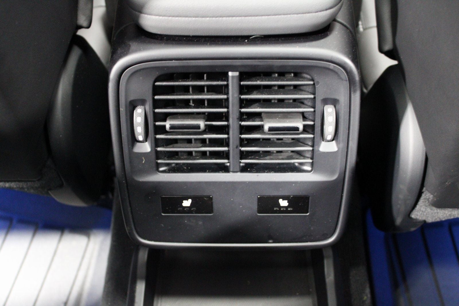 2025 Porsche Taycan Base