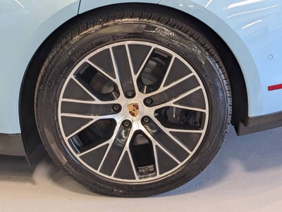 2025 Porsche Taycan Base