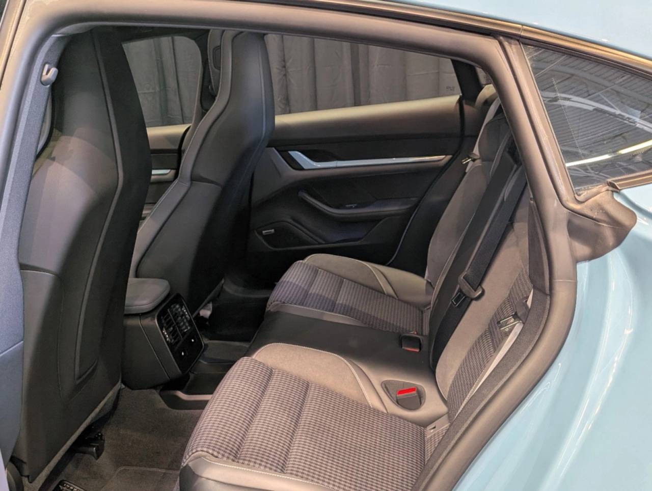 2025 Porsche Taycan Base