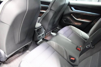 2025 Porsche Taycan Base