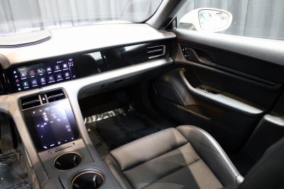 2023 Porsche Taycan Base