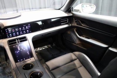 2023 Porsche Taycan Base