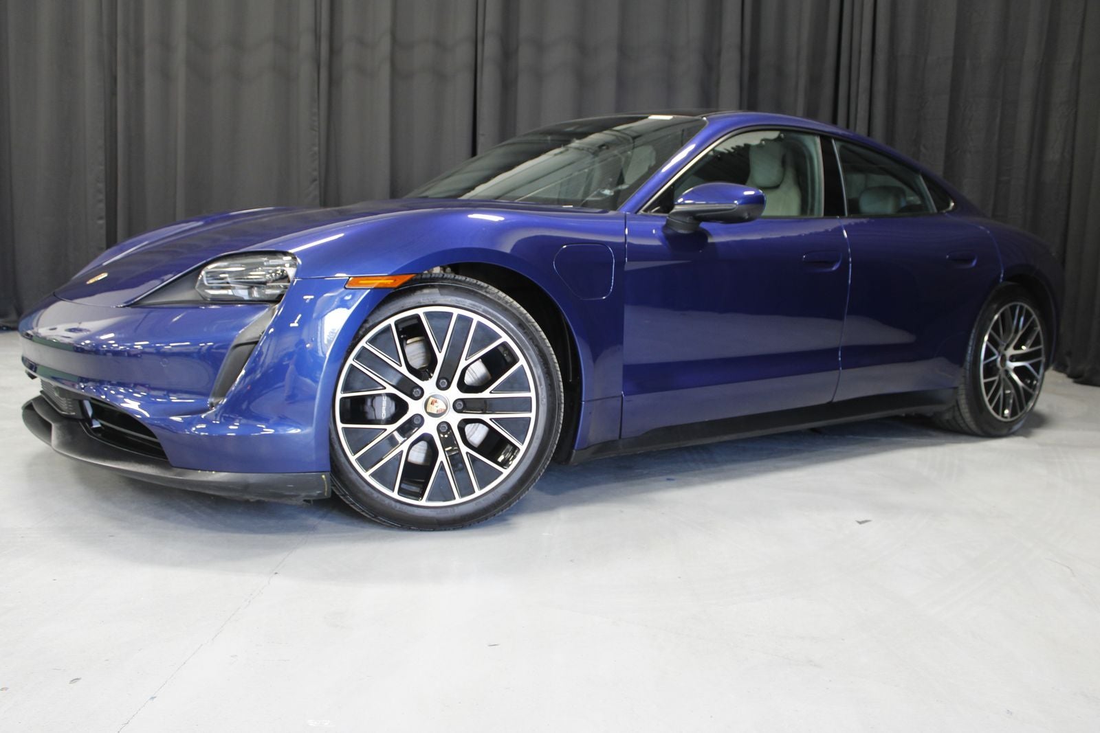 2021 Porsche Taycan Base