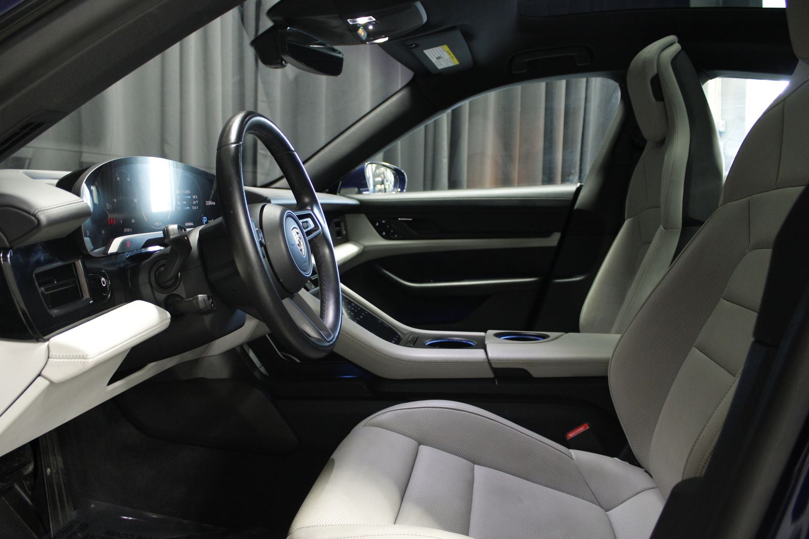 2021 Porsche Taycan Base