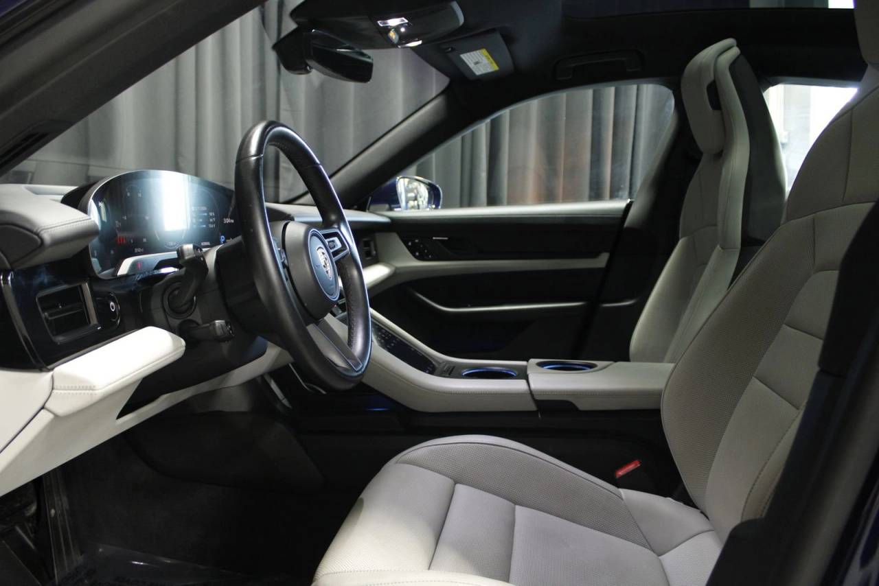 2021 Porsche Taycan Base