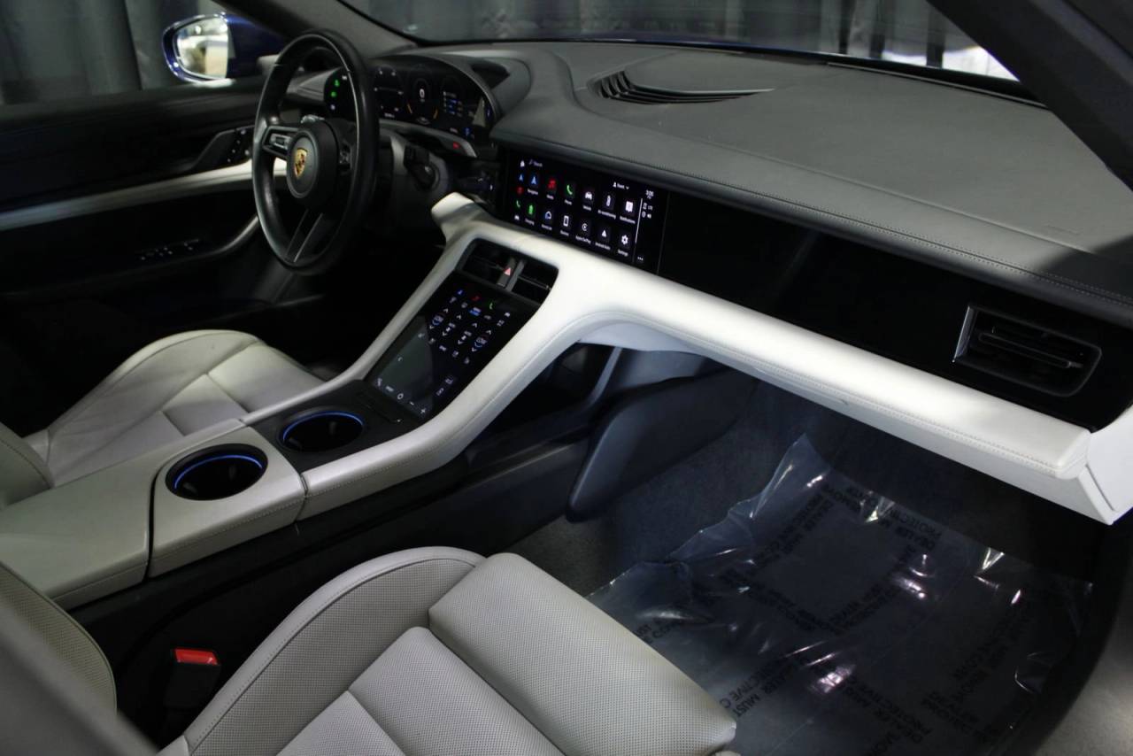 2021 Porsche Taycan Base