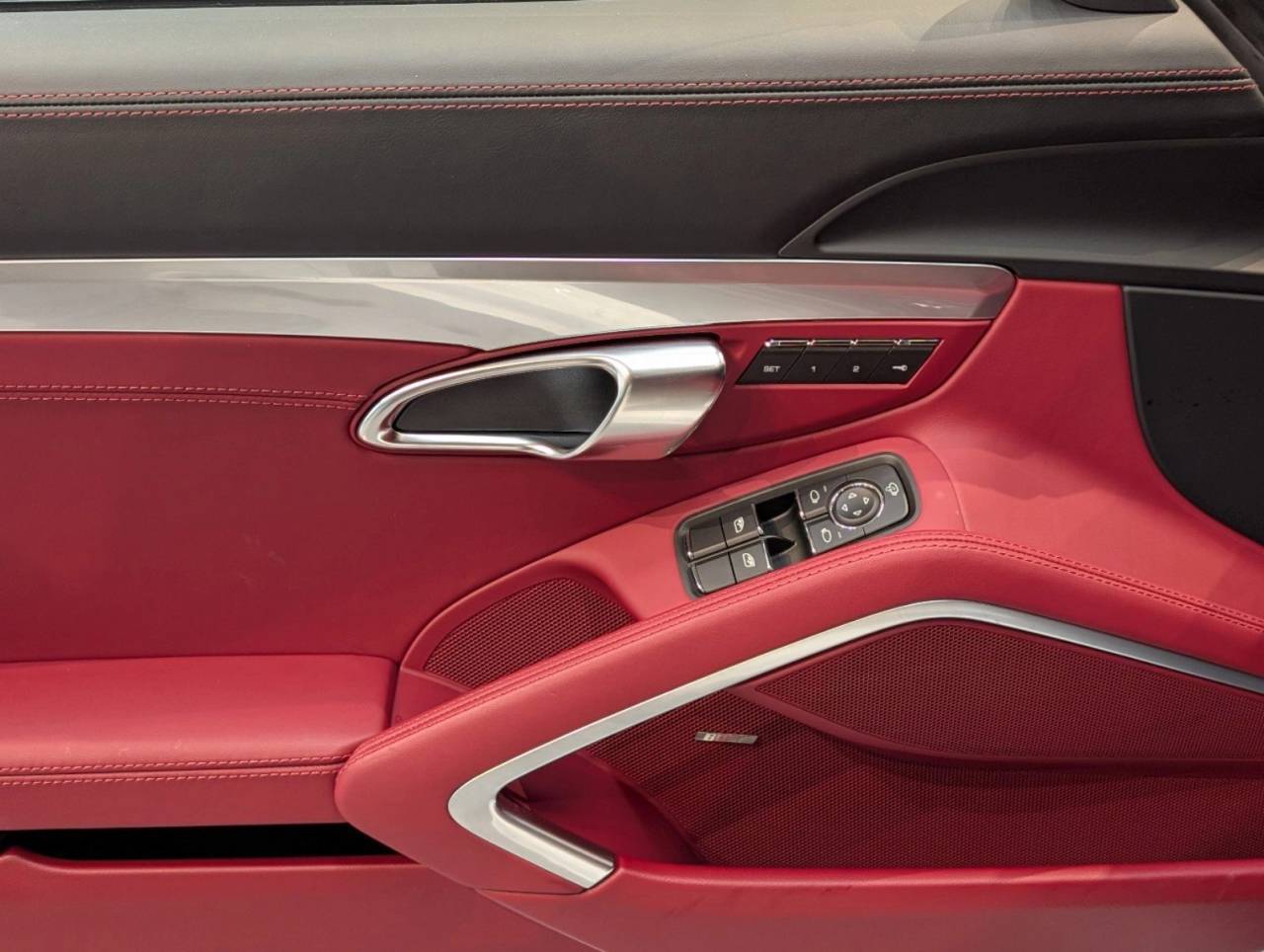 2024 Porsche 718 Cayman S