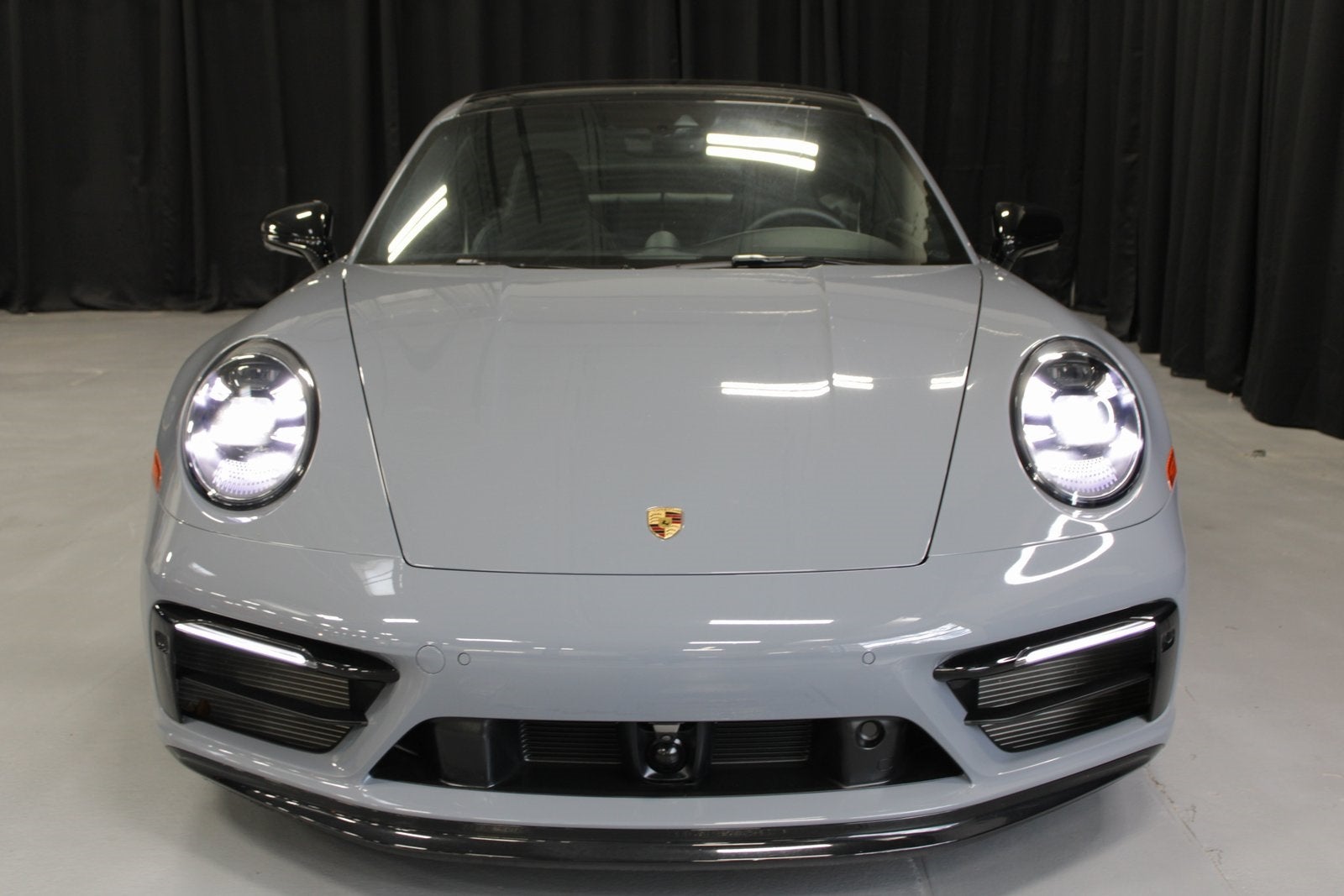 2024 Porsche 911 Carrera 4 GTS