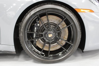 2024 Porsche 911 Carrera 4 GTS