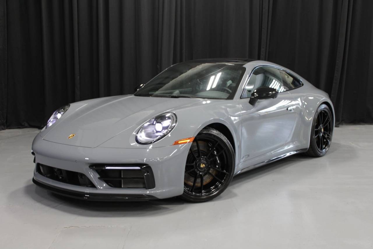 2024 Porsche 911 Carrera 4 GTS