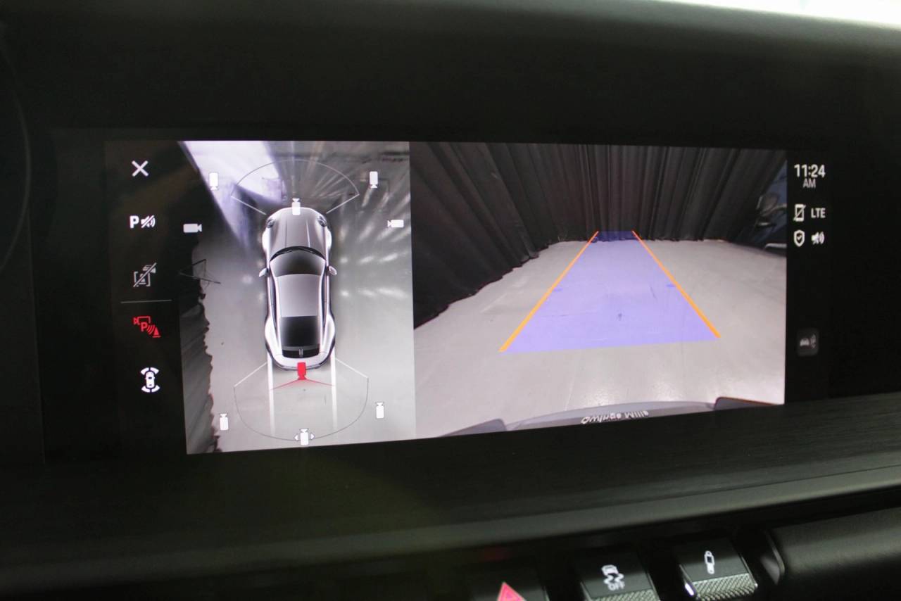 2024 Porsche 911 Carrera 4 GTS