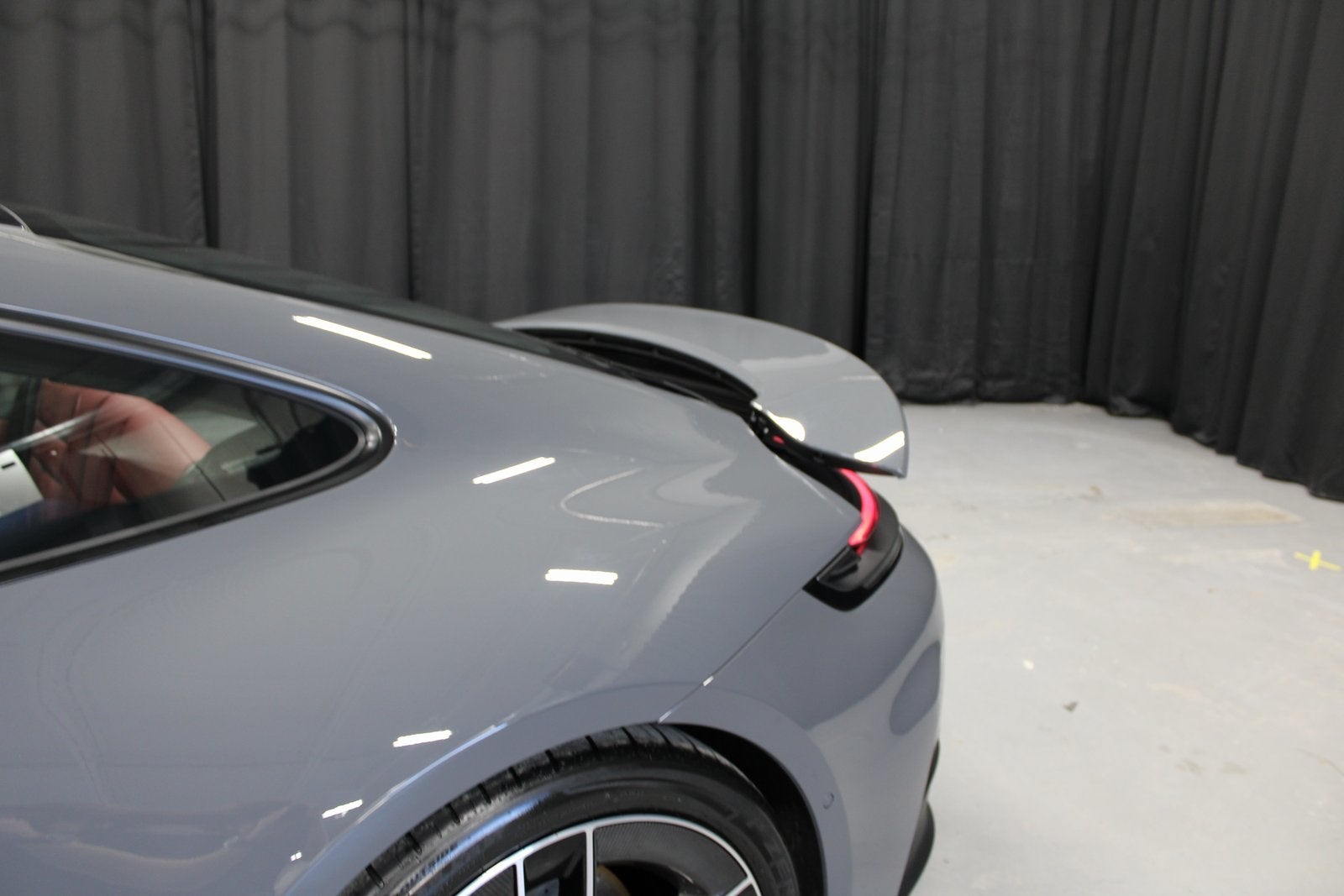 2026 Porsche 911 Carrera 4 GTS