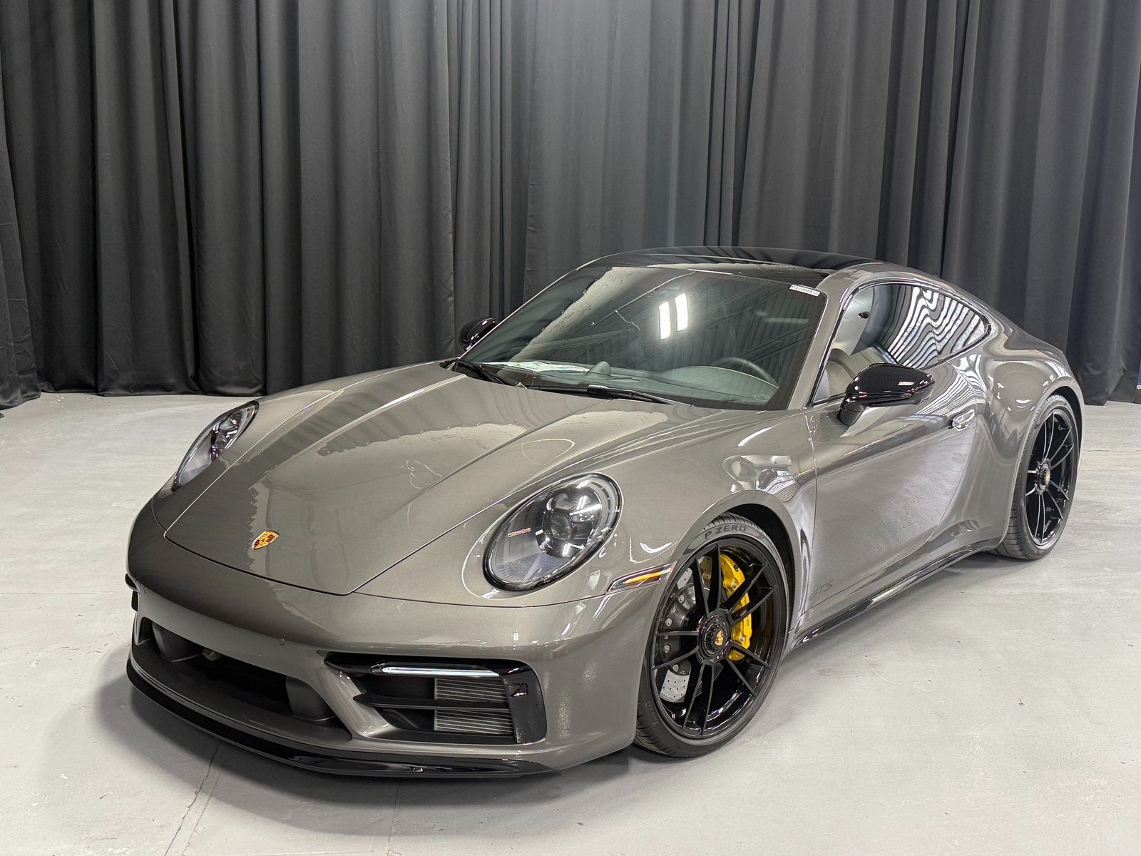 2023 Porsche 911 Carrera GTS