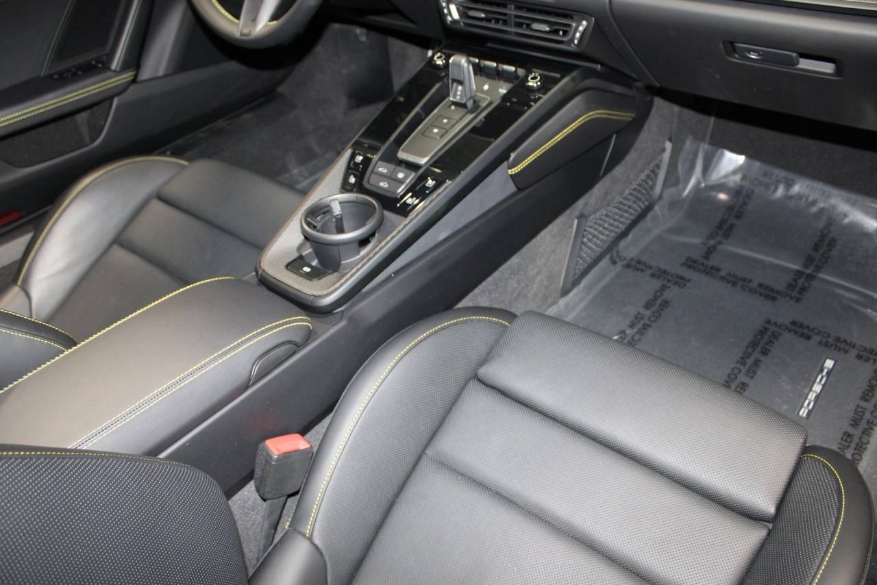 2023 Porsche 911 Carrera GTS