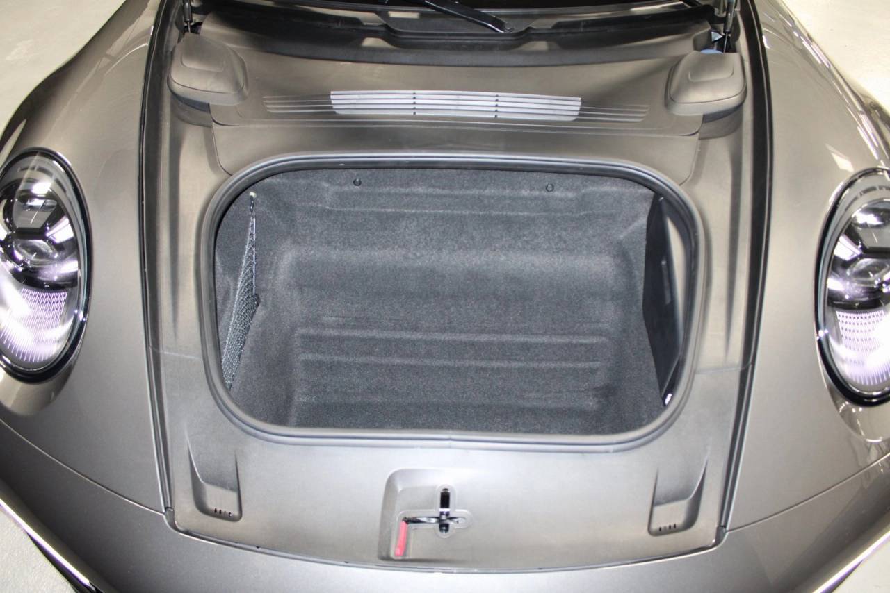 2023 Porsche 911 Carrera GTS