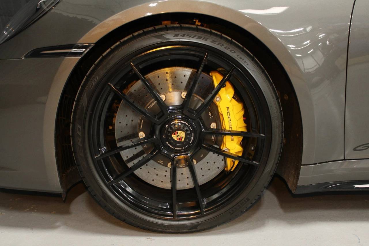 2023 Porsche 911 Carrera GTS