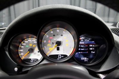 2025 Porsche 718 Cayman GT4 RS