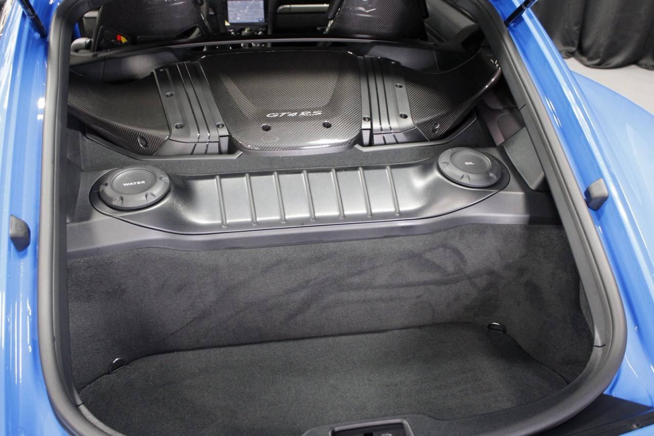 2025 Porsche 718 Cayman GT4 RS