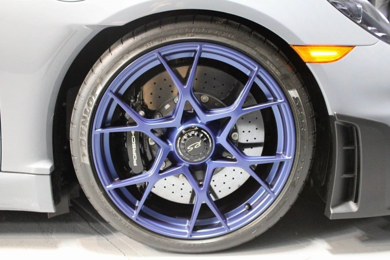 2025 Porsche 718 Cayman GT4 RS