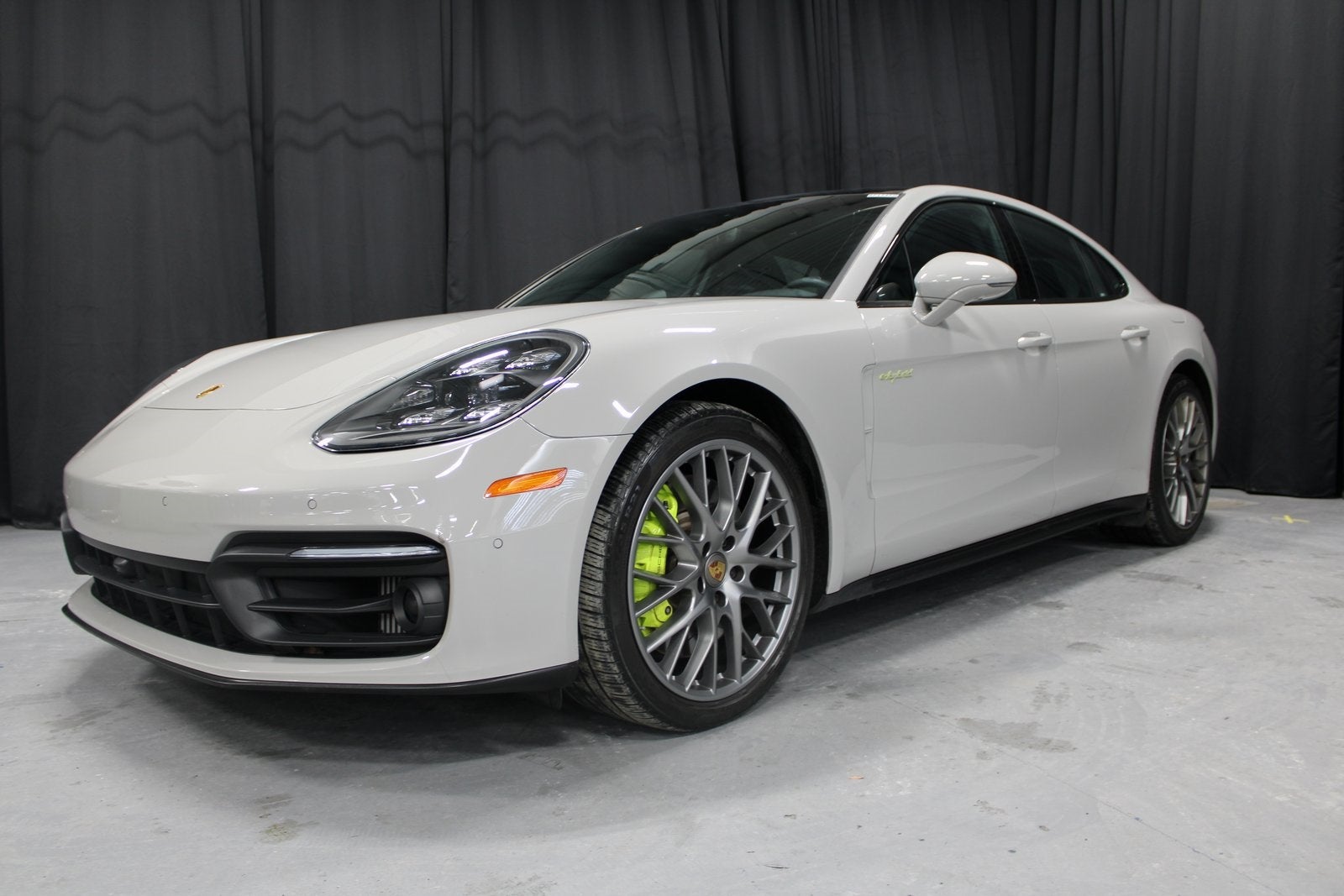 2023 Porsche Panamera E-Hybrid 4S